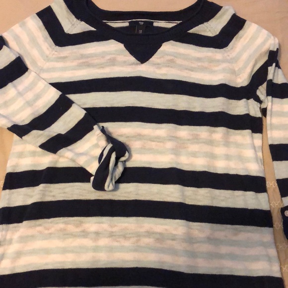 Gap sweater - Picture 1 of 1